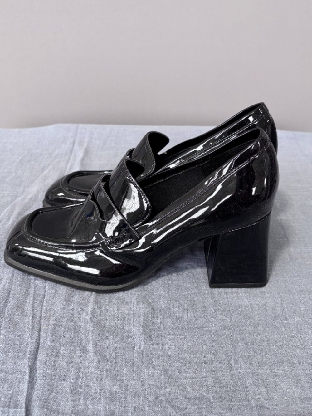 Nine West Zest Heeled Loafers Size 8 / M / Black Patent Leather - Picture 6 of 10